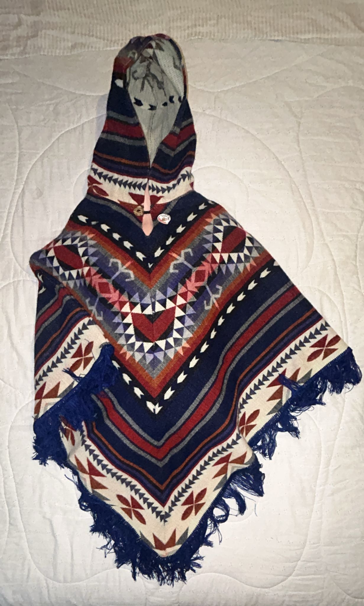 Alpaca Corner Hooded Poncho Diamond Model 50 x 42 Inches