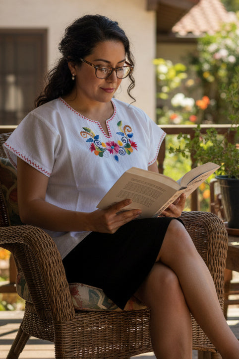 Traditional Embroidered Cotton Blouse Women Handmade Ecuador (medium)