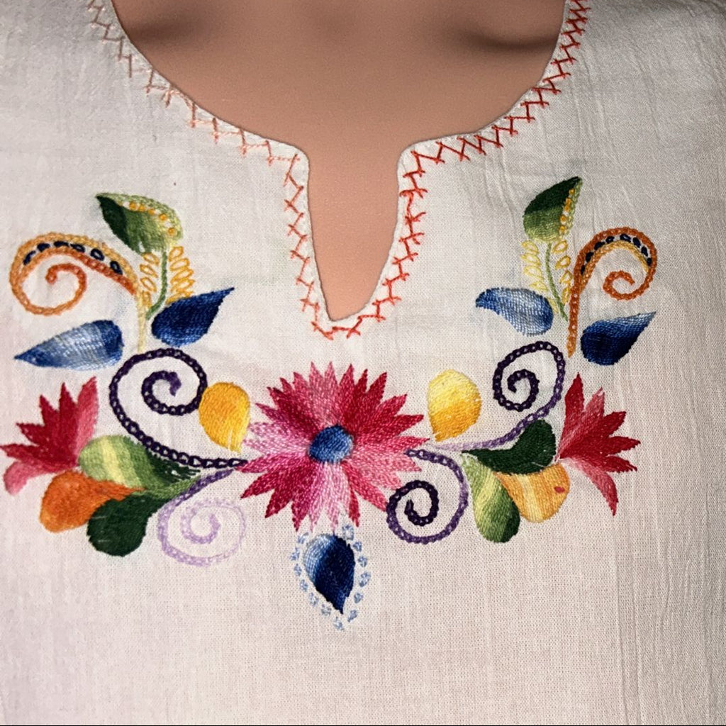 Traditional Embroidered Cotton Blouse Women Handmade Ecuador (medium)